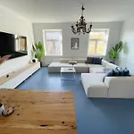 Luxurious 3 Bedroom Center Flat With Ac! Apartamento *