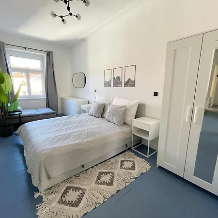 Apartament Luxurious 3 Bedroom Center Flat With Ac! Graz