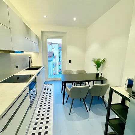 Luxurious 3 Bedroom Center Flat With Ac! Lejlighed Graz