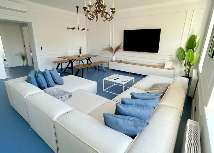 Appartamento Luxurious 3 Bedroom Center Flat With Ac! *